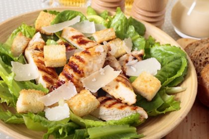 Caesar Salad mit Hähnchenfilet
